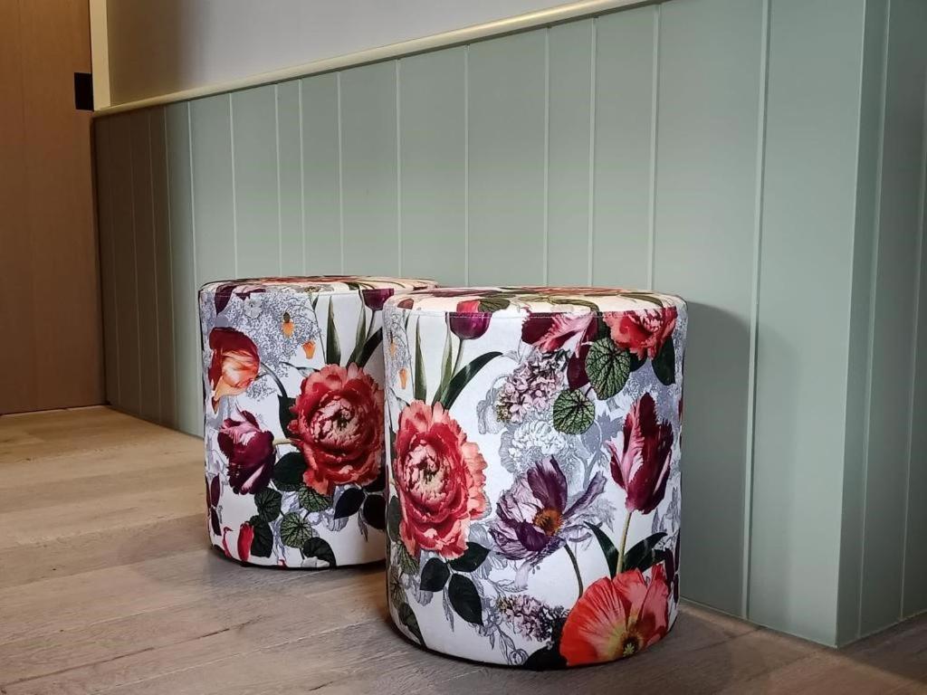 Mademoiselle Nineth Met Sauna En Weide De Panne
